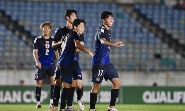 中国U19迎战突尼斯U23：杨铭锐等首发登场