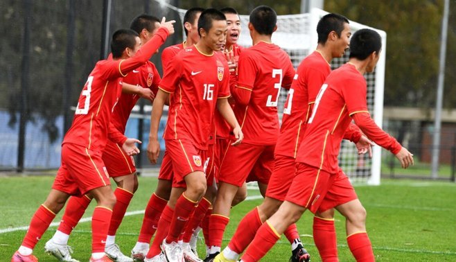 吴少堃力挺罗斯：信任源自专业与对中国足球的理解