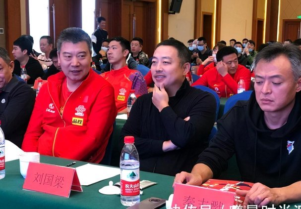 国少青训困局：老帅团能否扛起大旗？