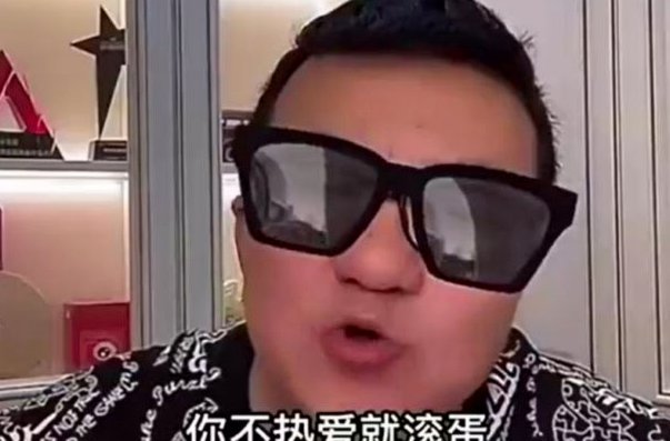 董路：天赋与争议背后的少年
