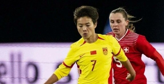 面对韩国9名留洋球员，U23国足82分钟的顽强抗争